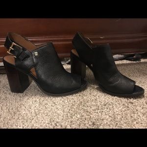 Tommy Hilfiger pumps